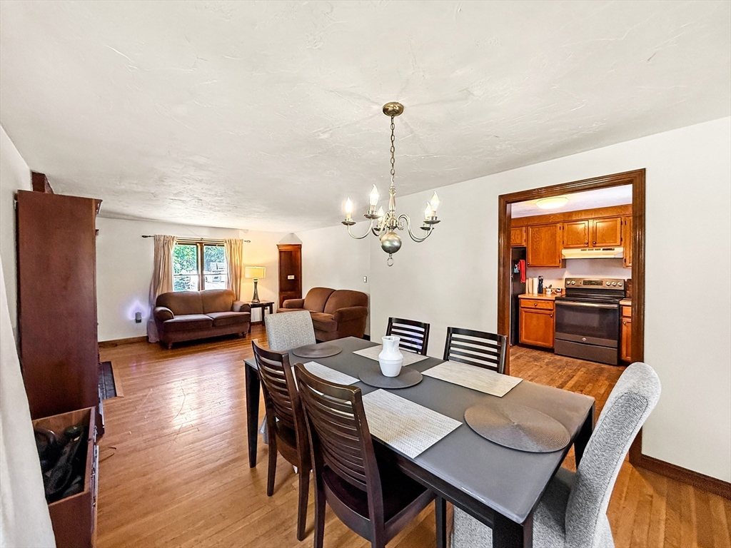 6 Philip Street Hudson, MA 01749 - Photo 8 of 41