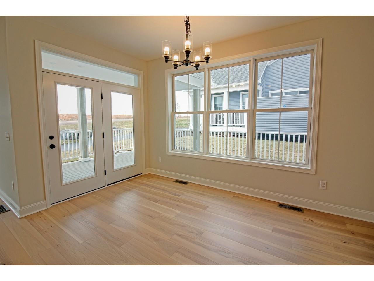 427 Old Farm Road South Burlington, VT 05403 - Photo 11 of 51