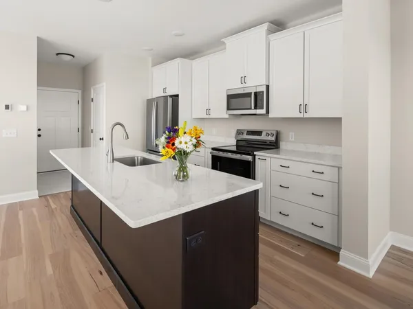 $667,590 | 427 Old Farm Road, South Burlington, VT 05403