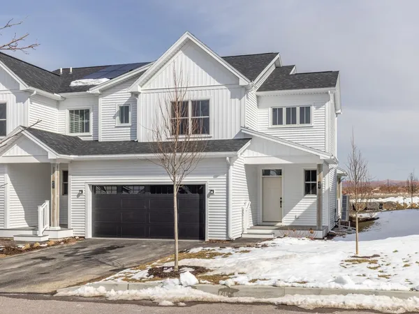 $667,590 | 427 Old Farm Road, South Burlington, VT 05403