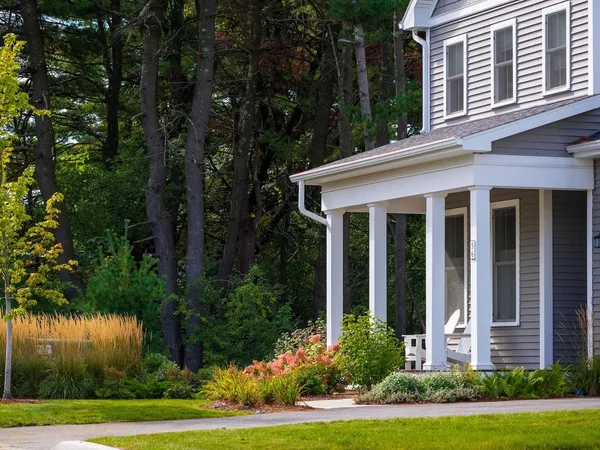 $667,590 | 427 Old Farm Road, South Burlington, VT 05403