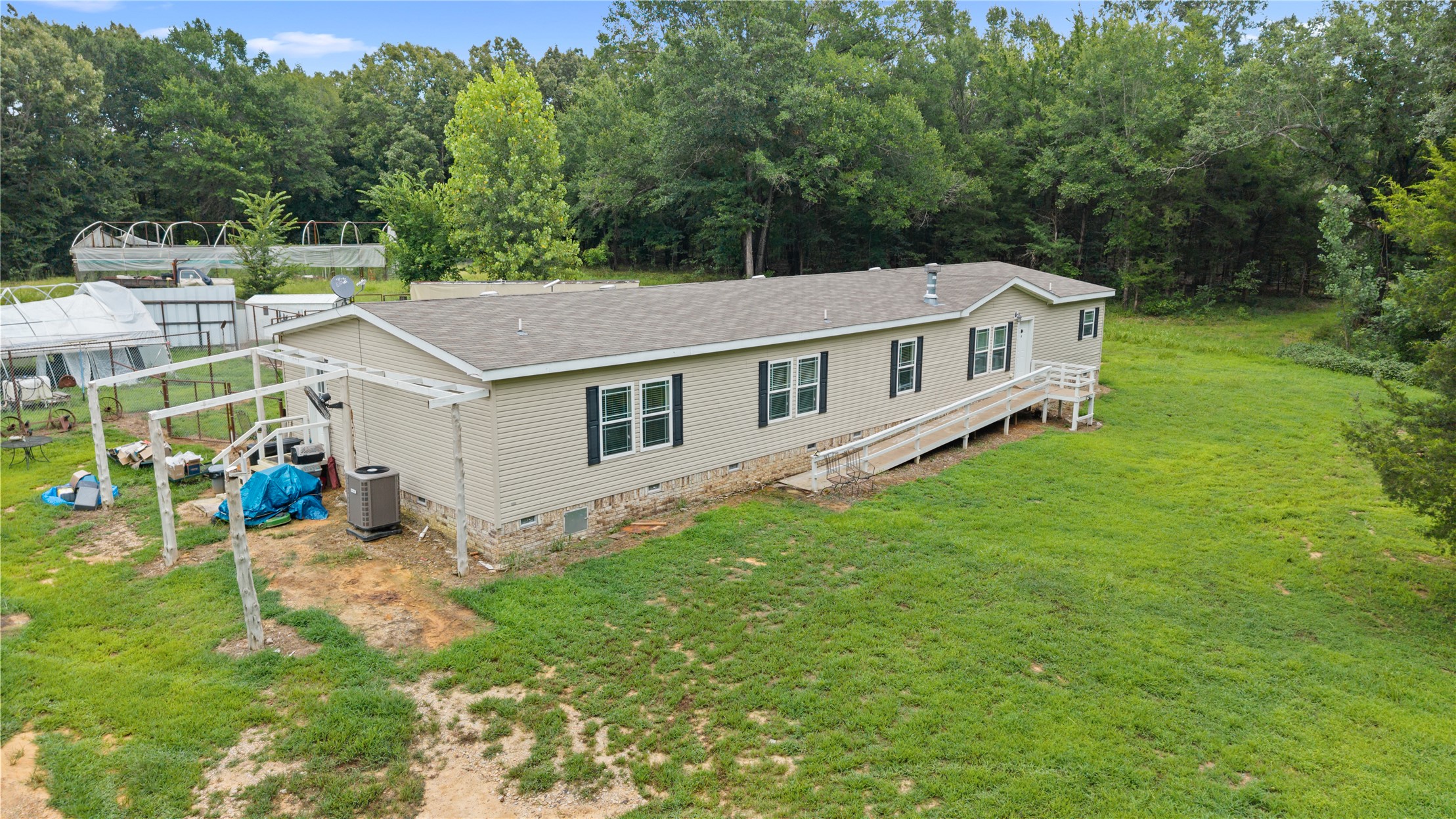 1800 2110th Road Hugo, OK 74743 - Photo 3 of 27 Gallery Image 3