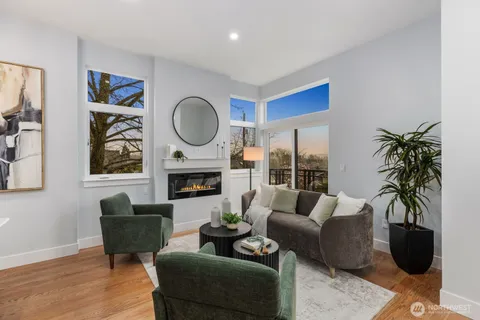 $997,500 | 4559 34th Avenue South, Seattle, WA 98118