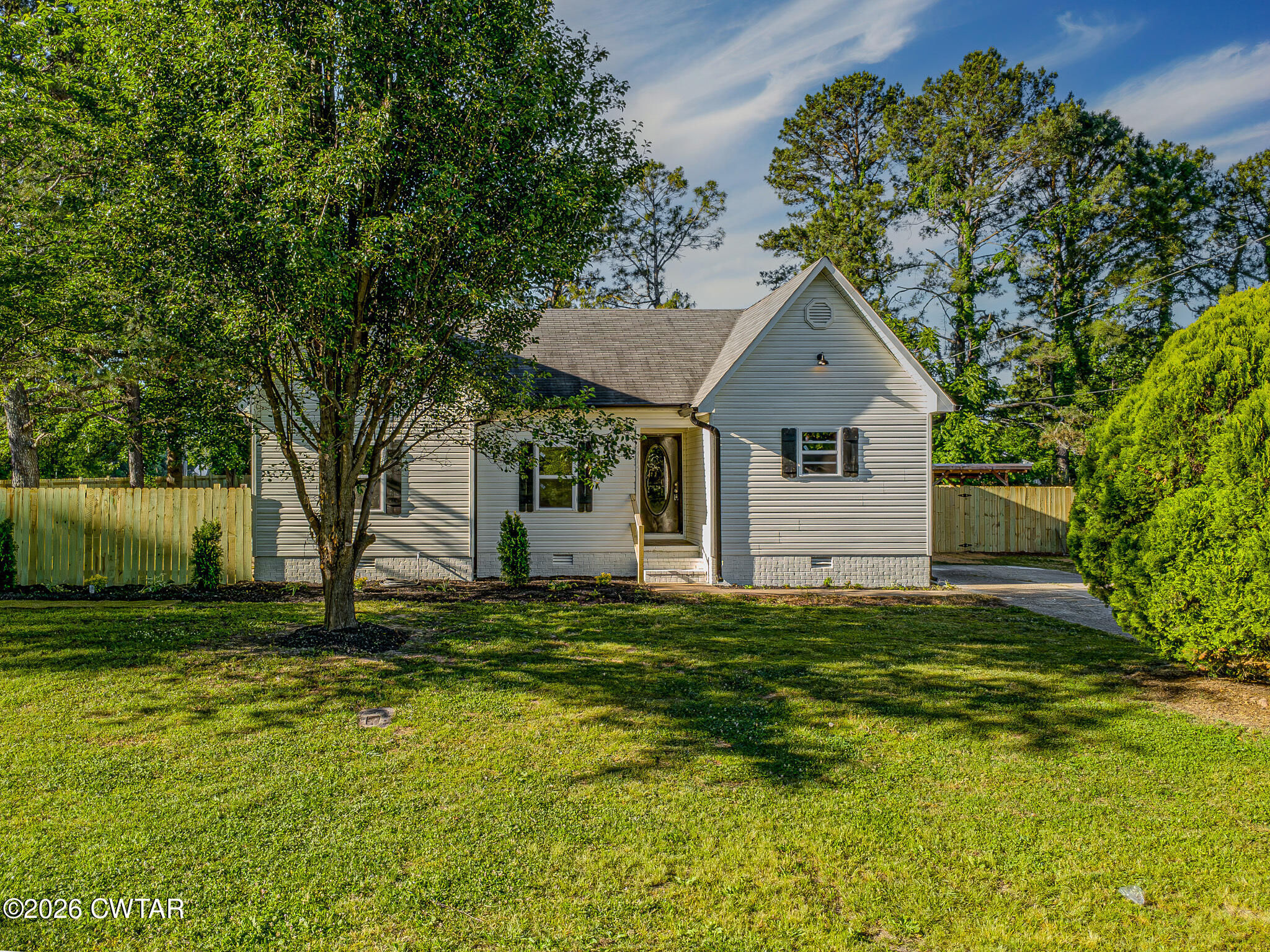 415 McGee Loop Jackson, TN 38305 - Photo 2 of 21 IMG_9549