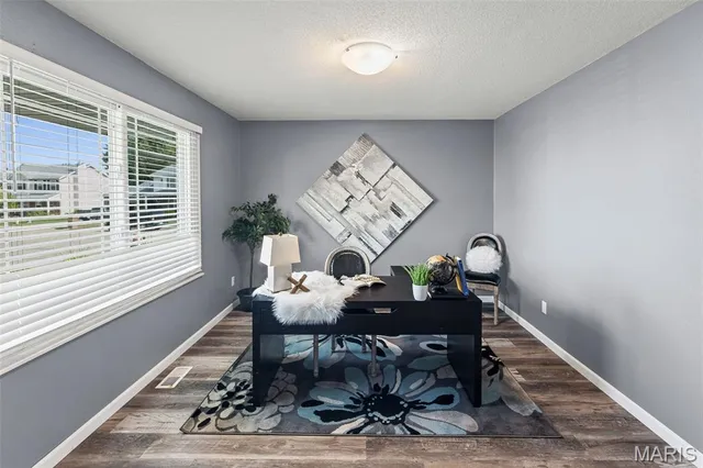 $395,000 | 323 Moultrie Lane, O'Fallon, IL 62269