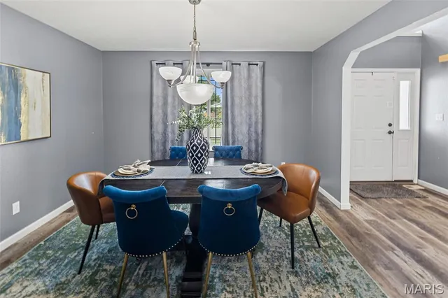 $395,000 | 323 Moultrie Lane, O'Fallon, IL 62269