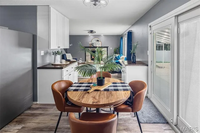 $395,000 | 323 Moultrie Lane, O'Fallon, IL 62269