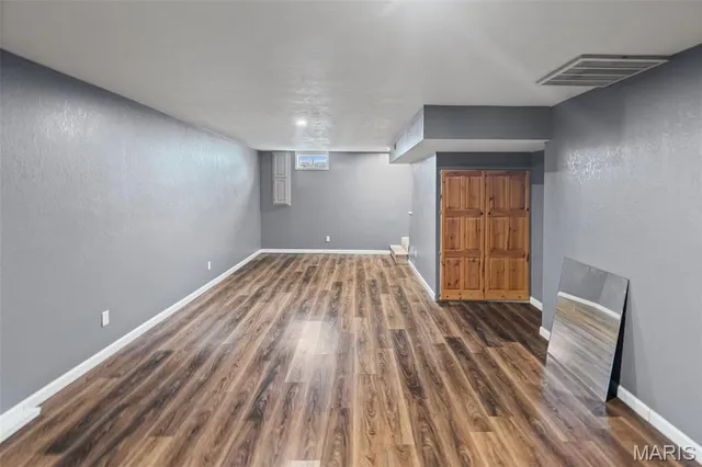 $395,000 | 323 Moultrie Lane, O'Fallon, IL 62269