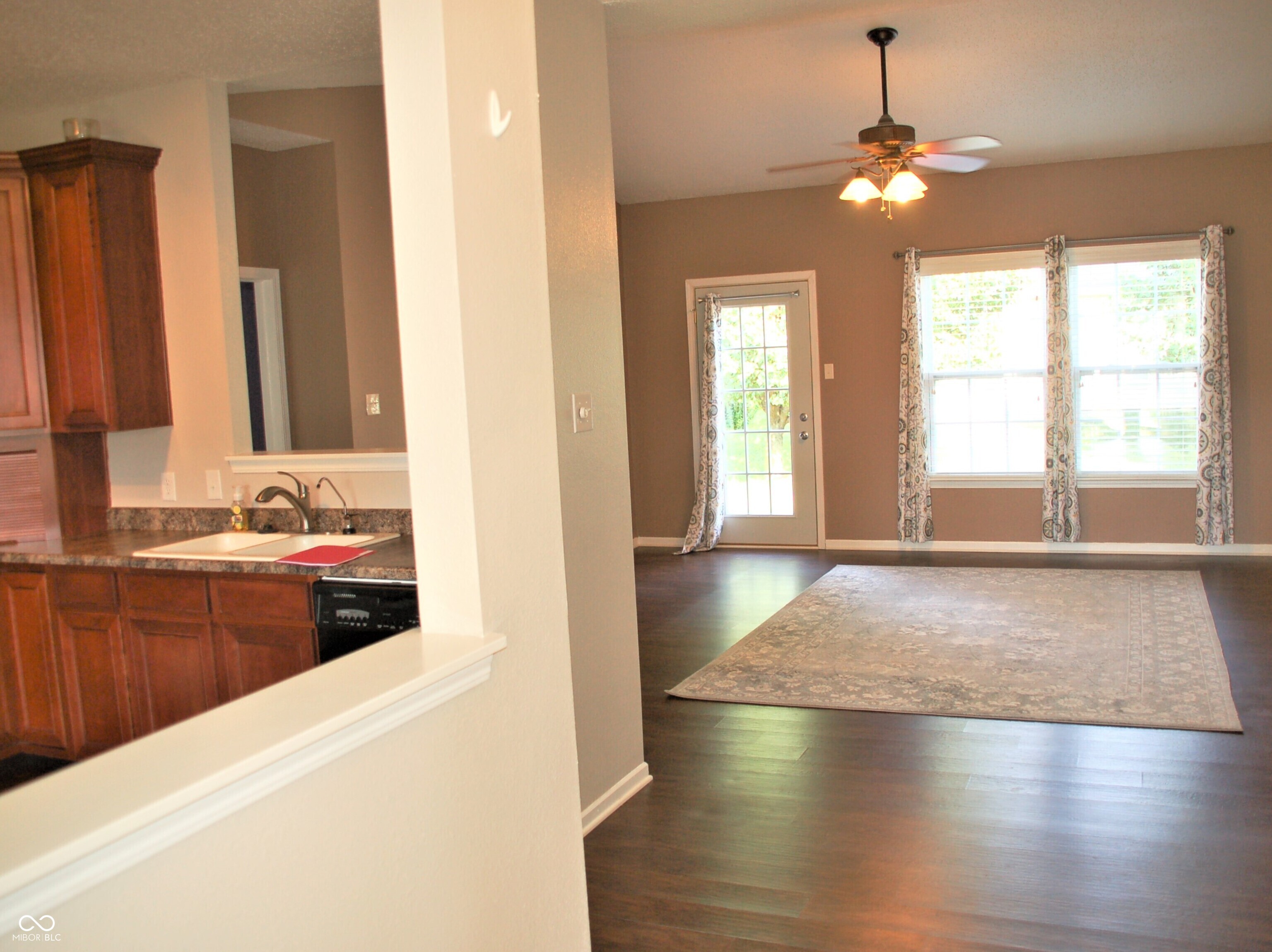 8348 South Swimming Hole Lane Pendleton, IN 46064 - Photo 5 of 32