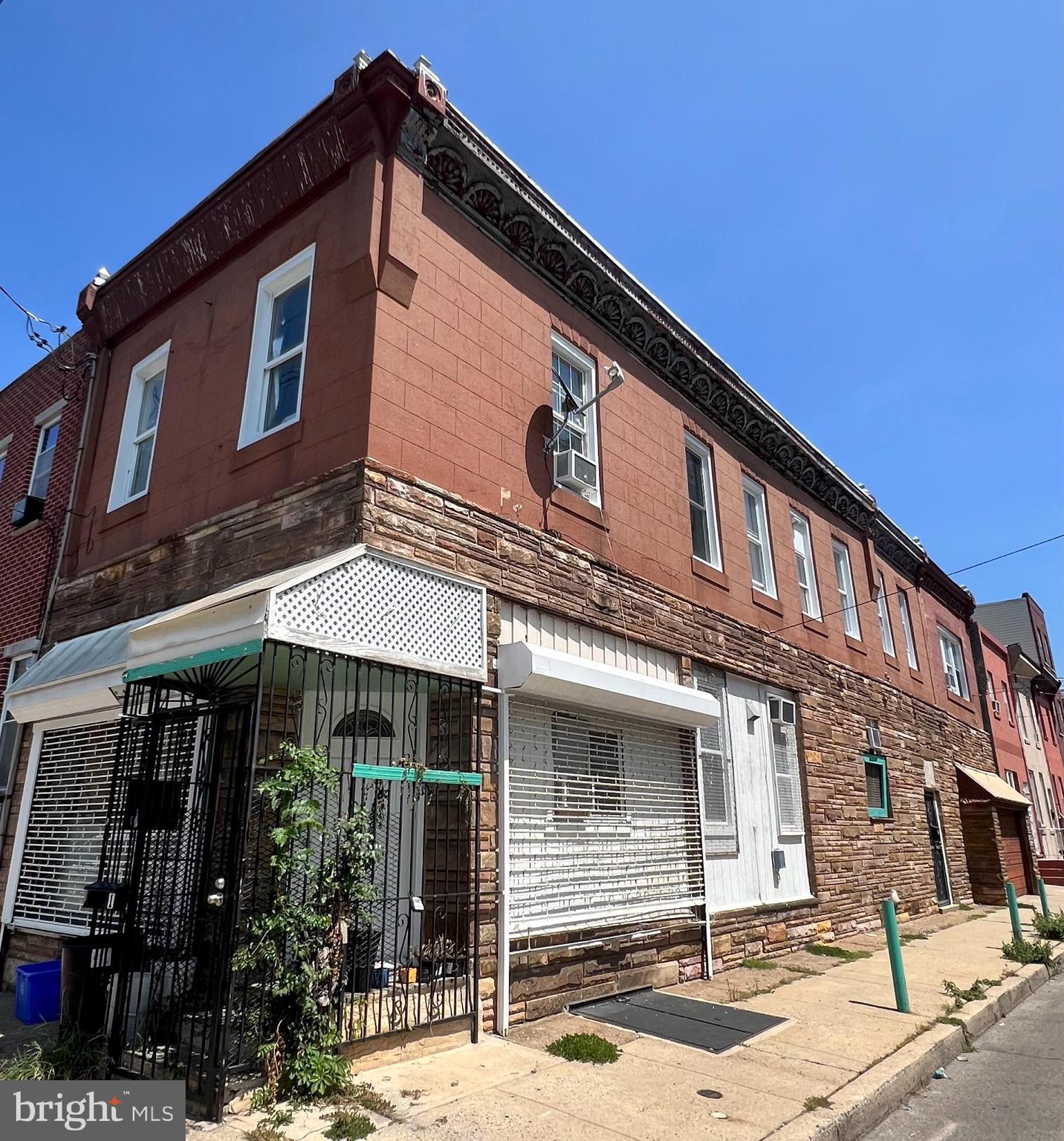 2013 South 5th Street Philadelphia, PA 19148 - Photo 1 of 16 Charming corner residence with vintage appeal.