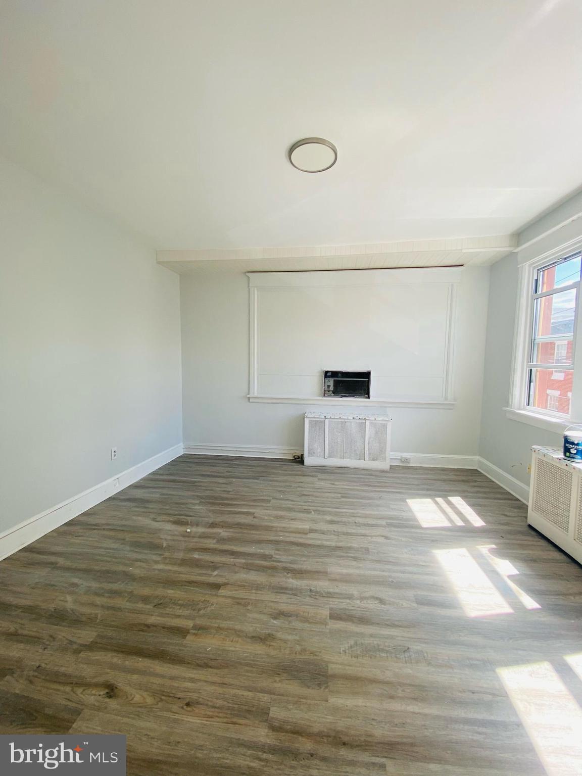 2013 South 5th Street Philadelphia, PA 19148 - Photo 10 of 16