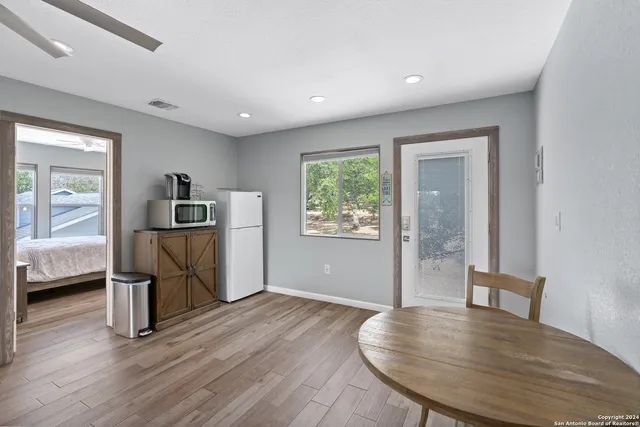 $639,995 | 12501 Park Road 37, Lakehills, TX 78063