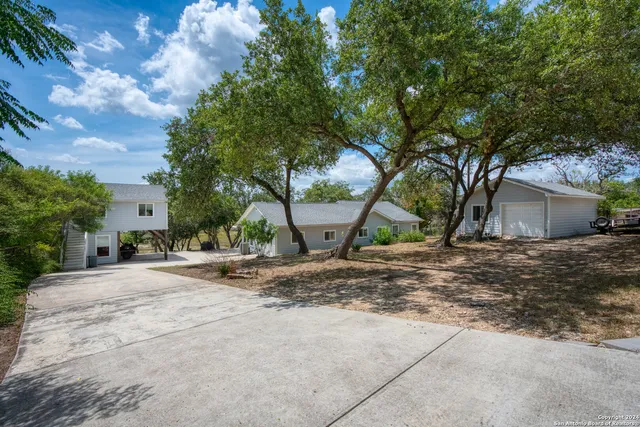 $639,995 | 12501 Park Road 37, Lakehills, TX 78063