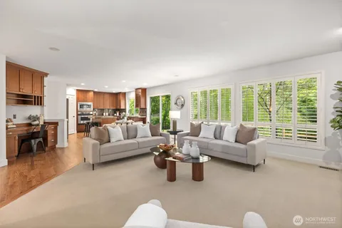 $1,725,000 | 1021 271st Avenue Southeast, Sammamish, WA 98075