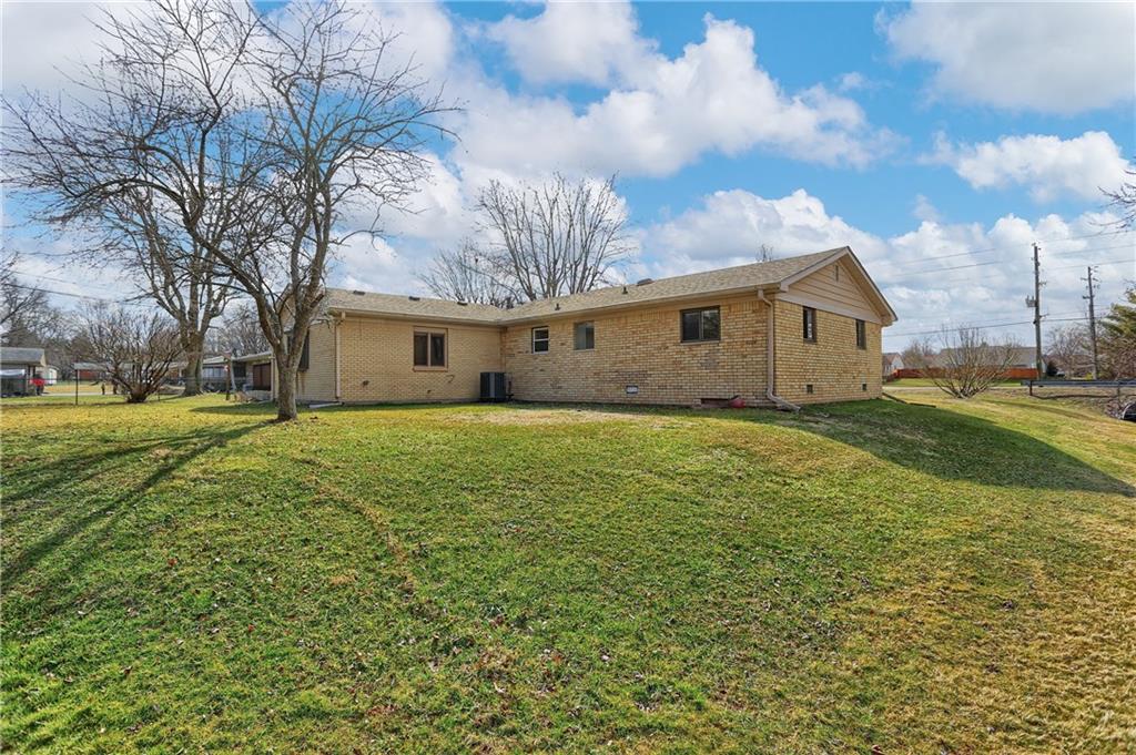 7349 Combs Road Indianapolis, IN 46237 - Photo 30 of 32 Gallery Image 30