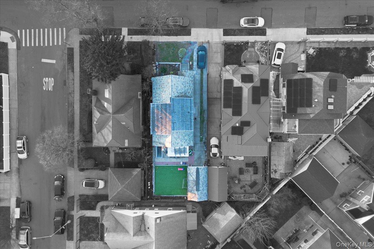 171-08 84th Road Queens, NY 11432 - Photo 3 of 13