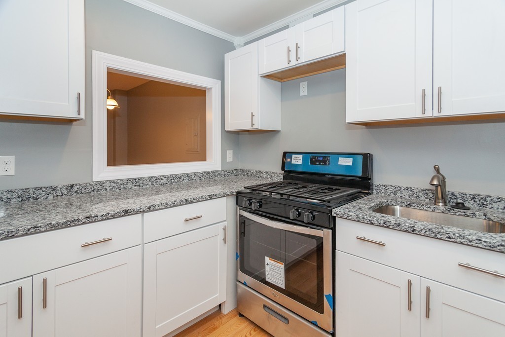 32 Juniper Street, Unit 91 Brookline, MA 02445 - Photo 5 of 10