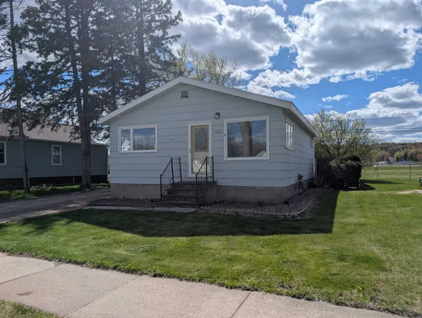$172,900 | 1020 North 10th Avenue, Wausau, WI 54401