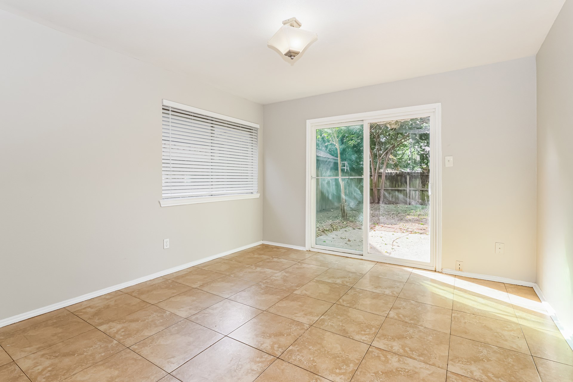 2322 Piddler Drive Spring, TX 77373 - Photo 7 of 18 Gallery Image 7