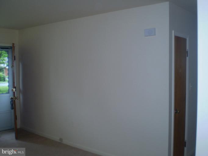 3607 Chapman Road, Unit ROAD Randallstown, MD 21133 - Photo 2 of 16 Living Room