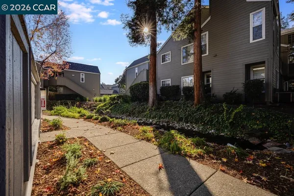 a view of a pathway both side of building
