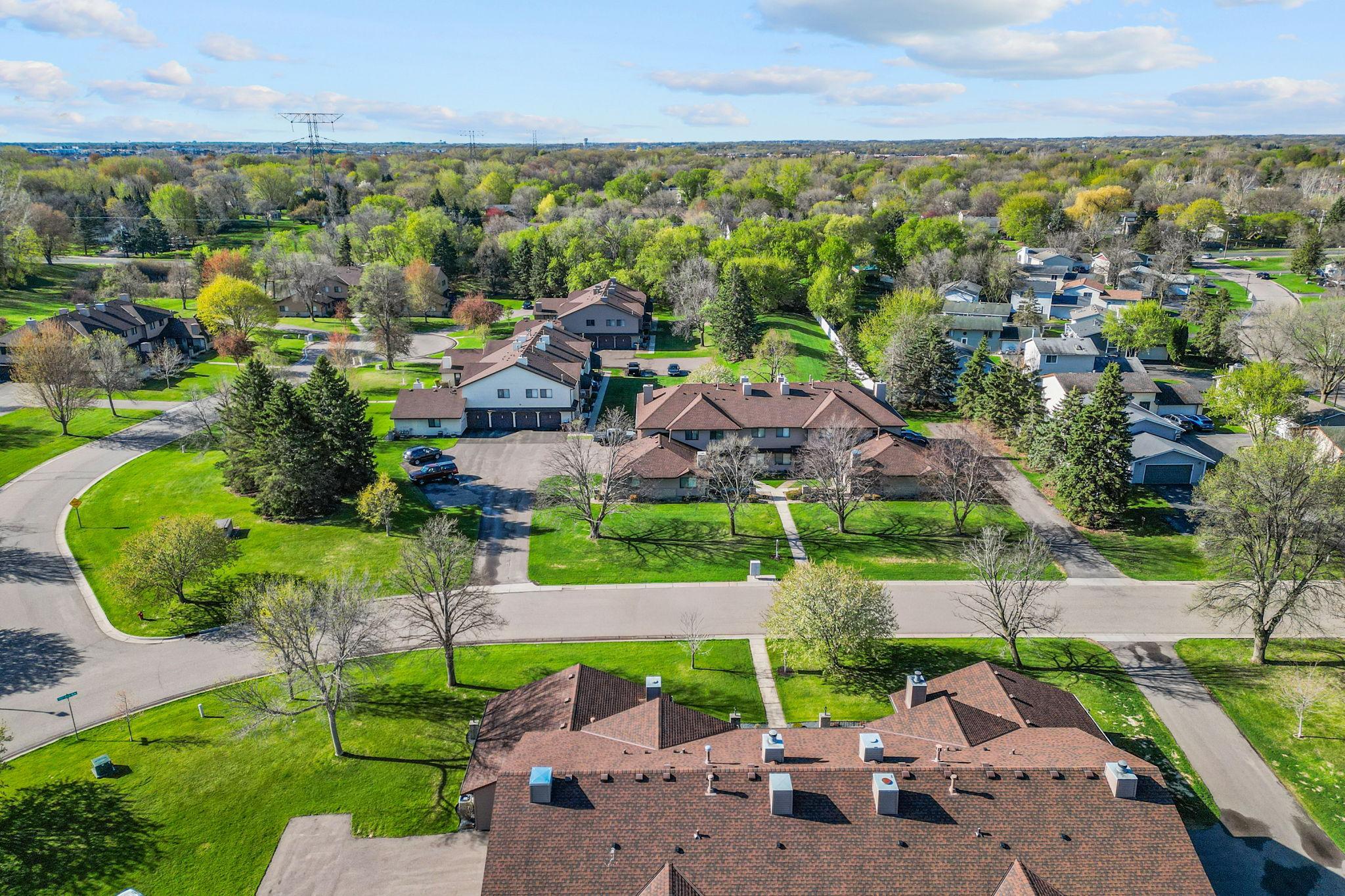 13252 90th Avenue North Maple Grove, MN 55369 - Photo 33 of 38
