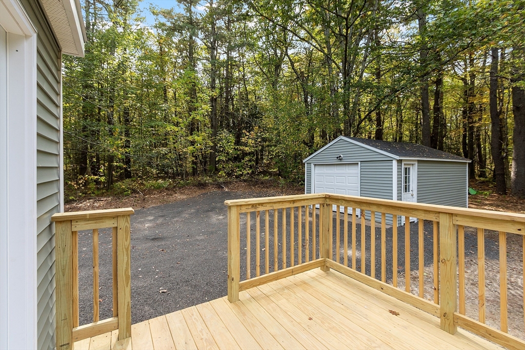 315 Highland Avenue Phillipston, MA 01331 - Photo 23 of 32