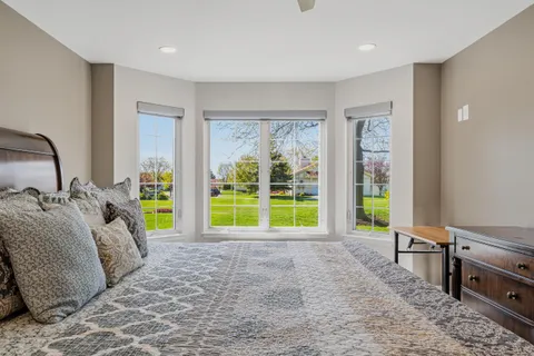 $304,900 | 584 Geneva National Avenue North, Unit 6-49, Geneva, WI 53147