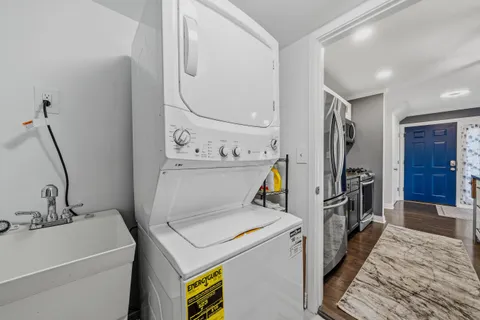 $304,900 | 584 Geneva National Avenue North, Unit 6-49, Geneva, WI 53147