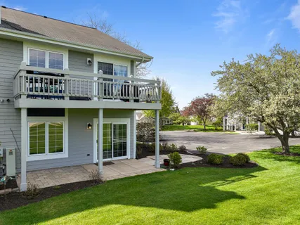 $304,900 | 584 Geneva National Avenue North, Unit 6-49, Geneva, WI 53147