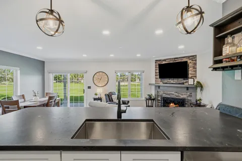 $304,900 | 584 Geneva National Avenue North, Unit 6-49, Geneva, WI 53147