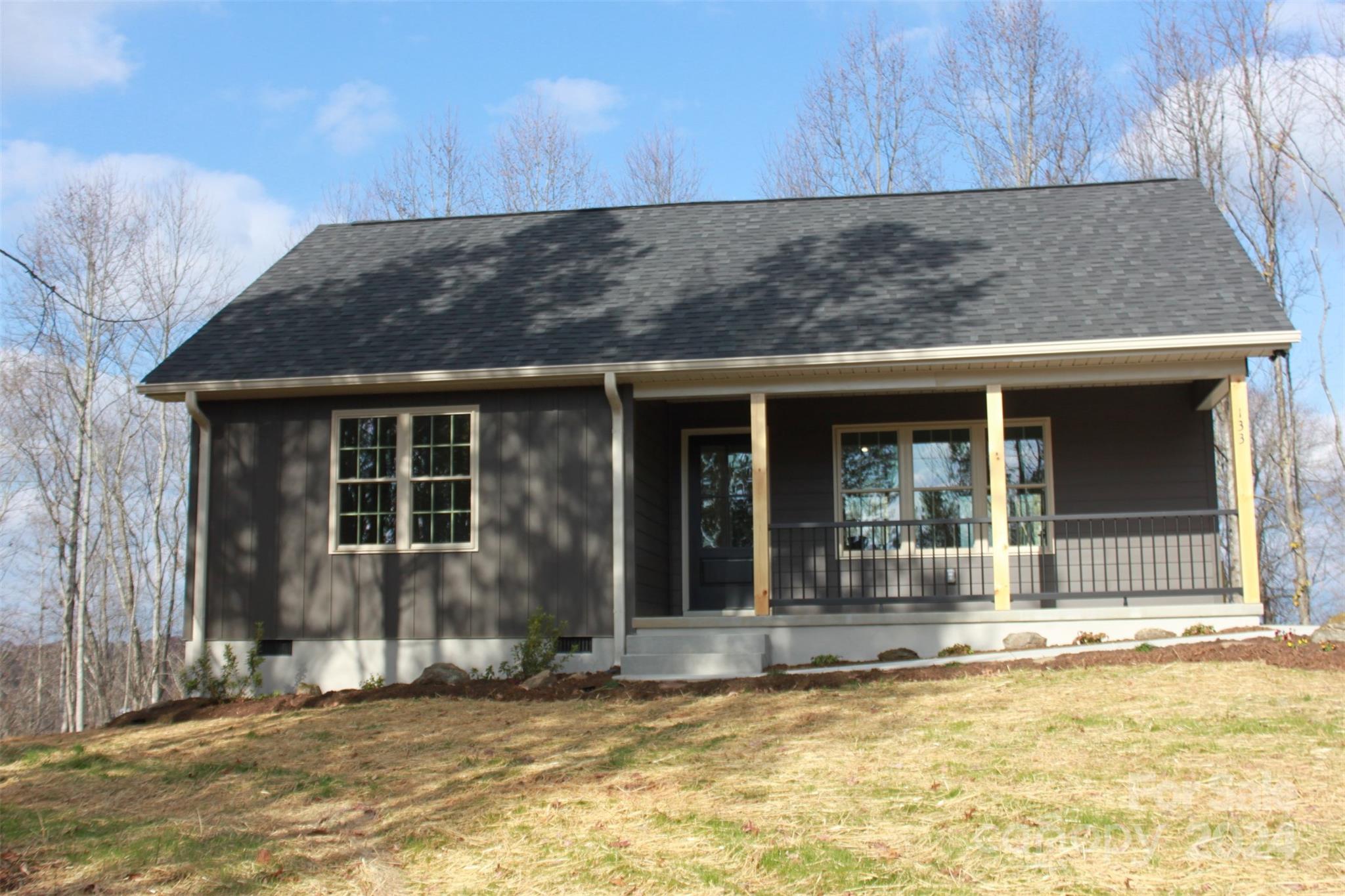 133 Blue Ridge Avenue Extension Elkin, NC 28621 - Photo 1 of 16 Gallery Image 1