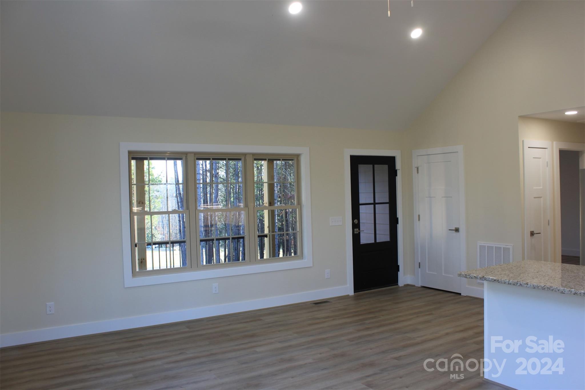 133 Blue Ridge Avenue Extension Elkin, NC 28621 - Photo 8 of 16 Gallery Image 8