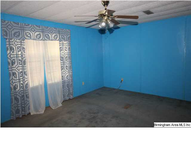 339 Taylor Crossing Ohatchee, AL 36271 - Photo 13 of 26