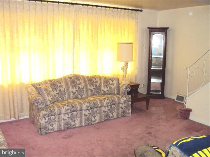 1453 Grace Road Swarthmore, PA 19081 - Photo 3 of 15