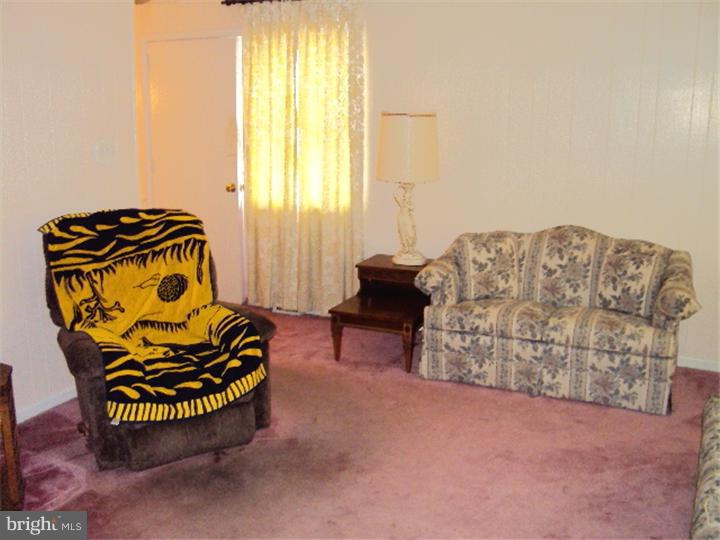 1453 Grace Road Swarthmore, PA 19081 - Photo 4 of 15