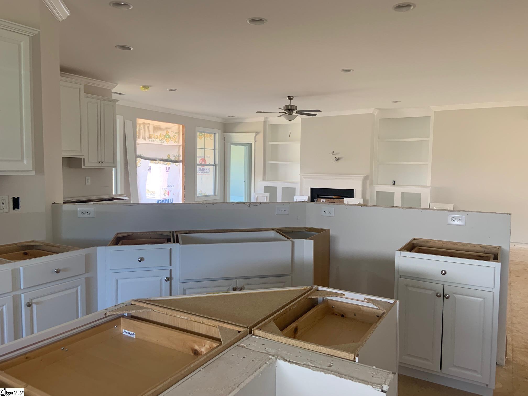 531 State Rd S-42-600 Greer, SC 29651 - Photo 4 of 11 Gallery Image 4