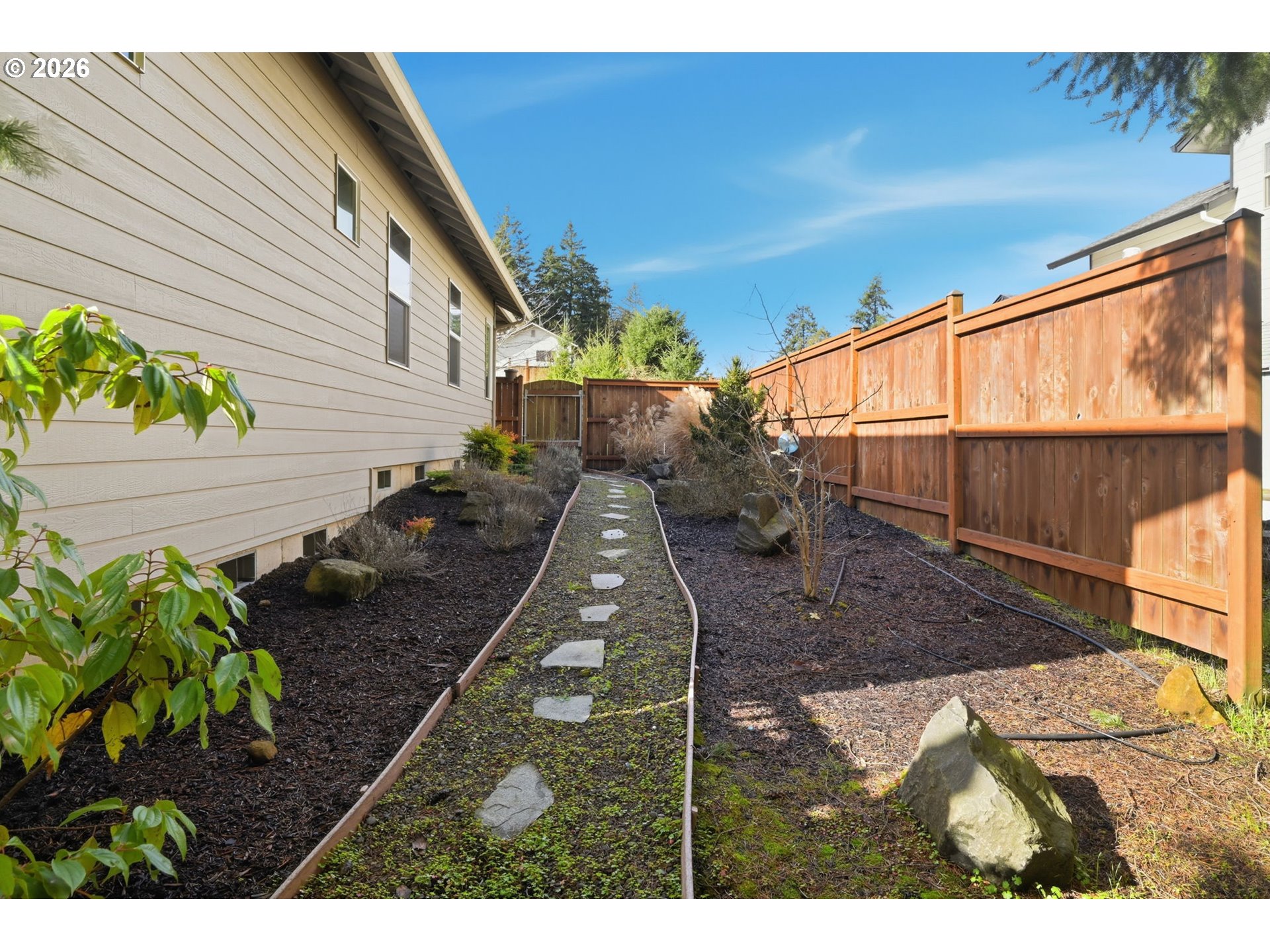 3710 River Heights Drive Springfield, OR 97477 - Photo 35 of 48