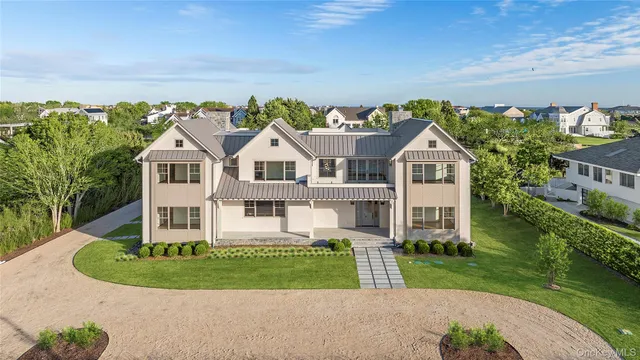 $13,995,000 | 32 Quogo Neck Lane, Quogue, NY 11959