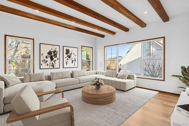 $13,995,000 | 32 Quogo Neck Lane, Quogue, NY 11959