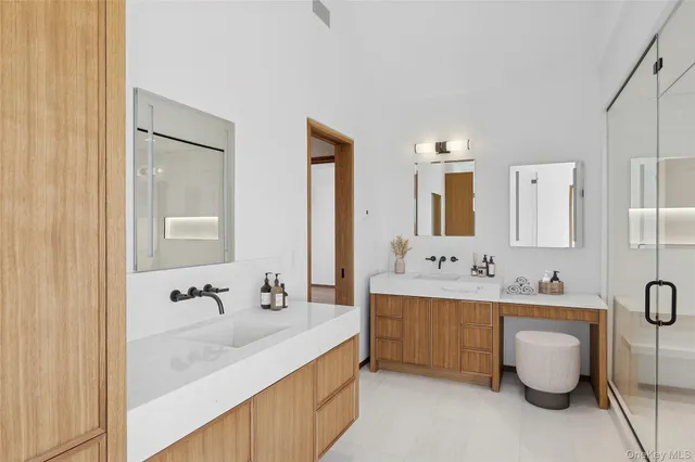 $13,995,000 | 32 Quogo Neck Lane, Quogue, NY 11959