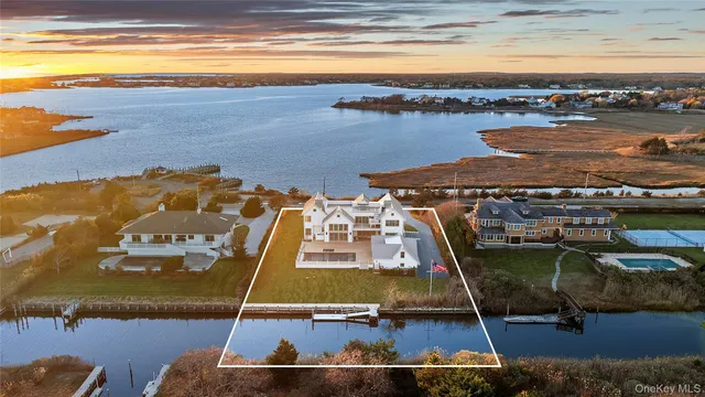 $13,995,000 | 32 Quogo Neck Lane, Quogue, NY 11959