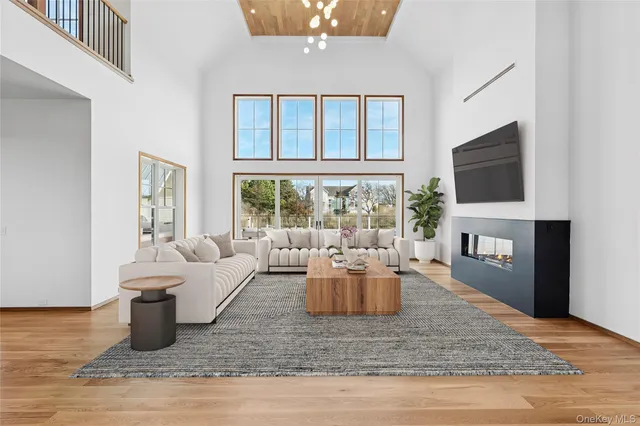 $13,995,000 | 32 Quogo Neck Lane, Quogue, NY 11959