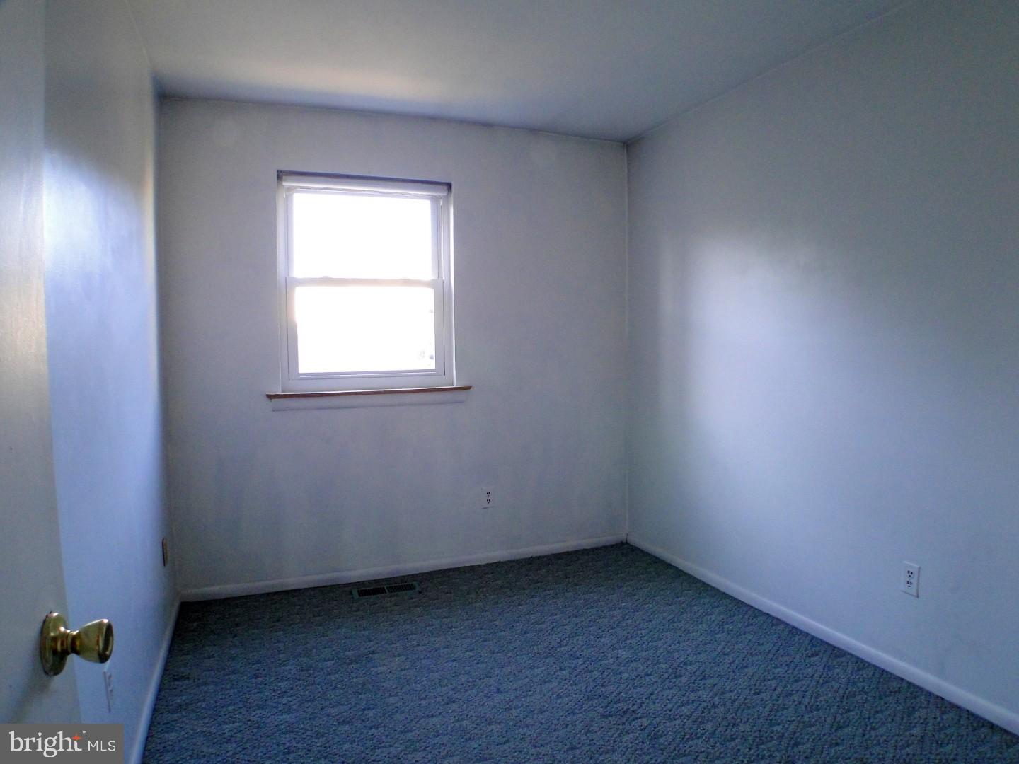 3544 Kyle Road Philadelphia, PA 19154 - Photo 13 of 22 Bedroom