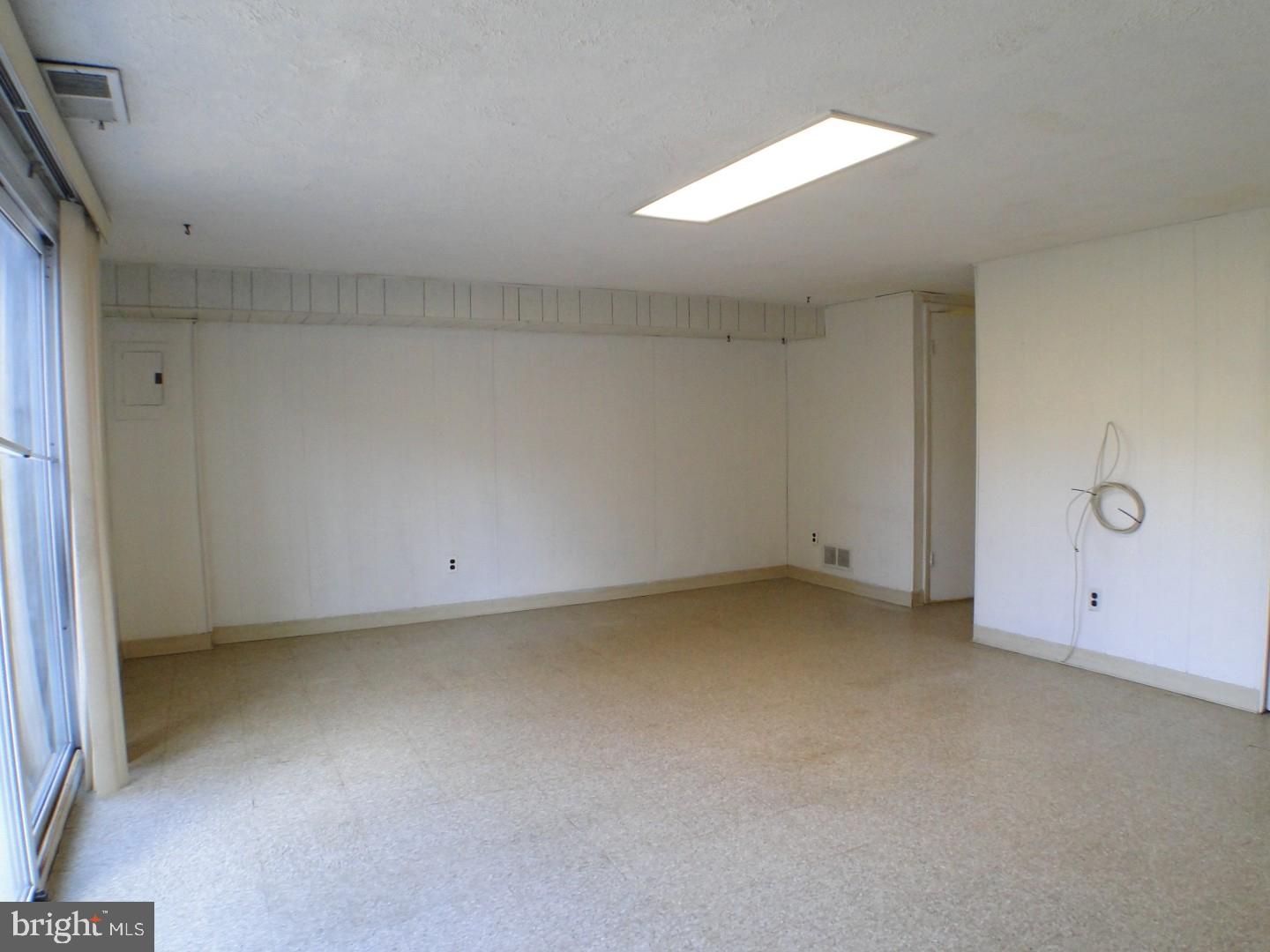 3544 Kyle Road Philadelphia, PA 19154 - Photo 16 of 22 Basement - Finished