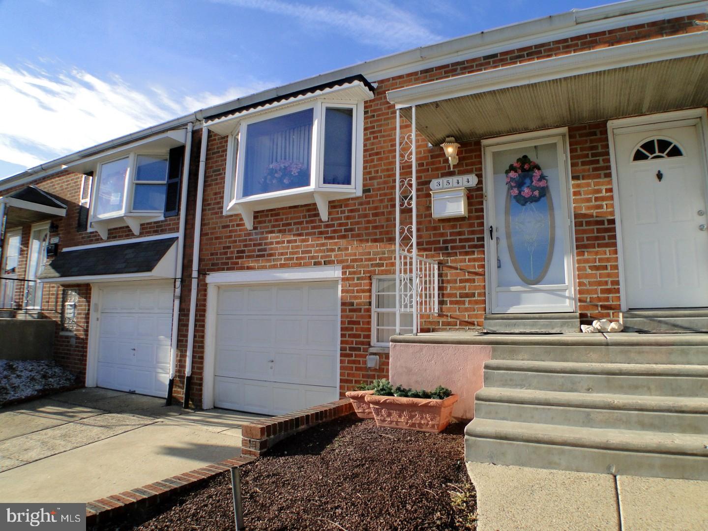 3544 Kyle Road Philadelphia, PA 19154 - Photo 3 of 22 Exterior Front