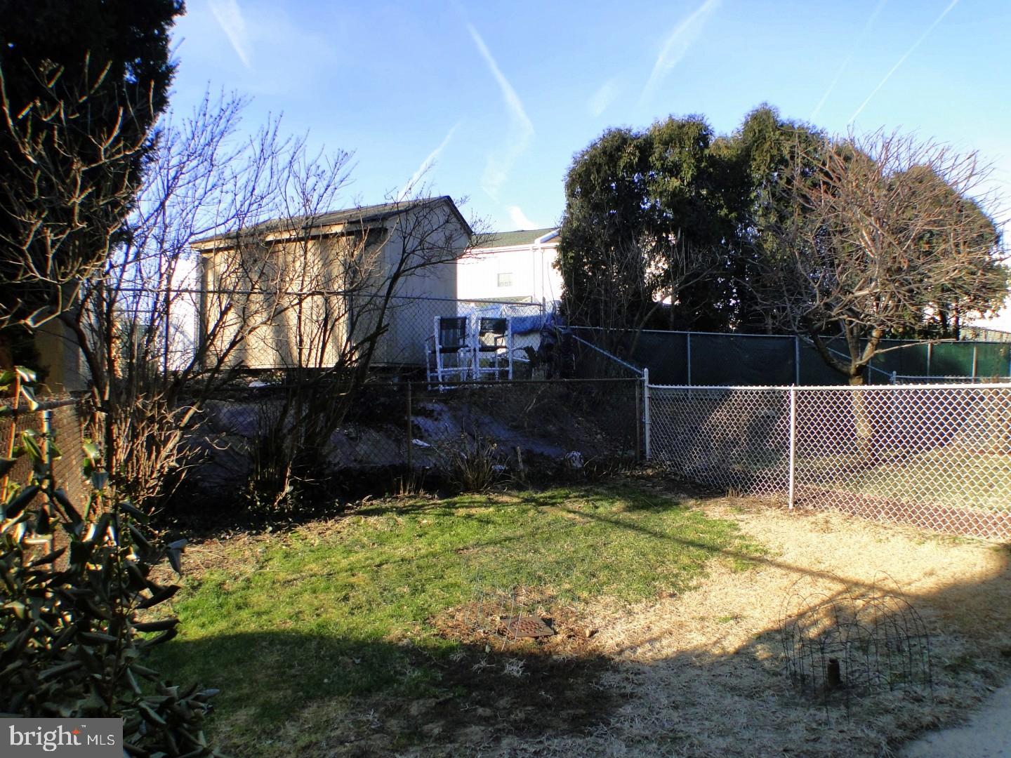 3544 Kyle Road Philadelphia, PA 19154 - Photo 21 of 22 Exterior Back