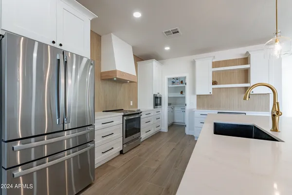 $1,095,000 | 3909 South Veronica Lane, Gold Canyon, AZ 85118