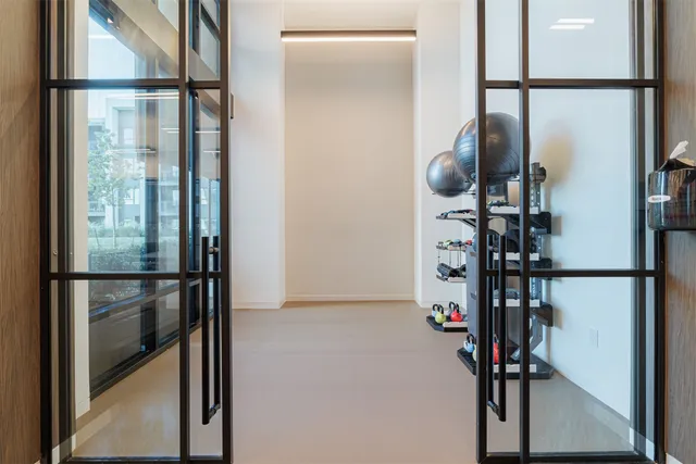 $2,303 | 10505 Deerwood Road, Unit 134, Houston, TX 77042