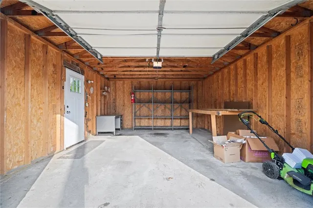 $225,000 | 180 Center Street, Springdale, PA 15144